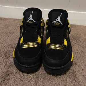 Jordan 4 Yellow Thunder’s